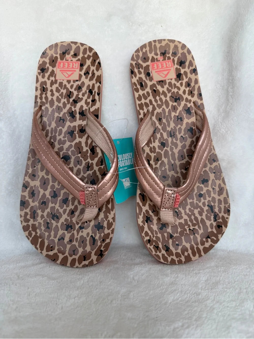 Reef Ahi Cheetah Flip Flops Kids Size 6/7 NWT